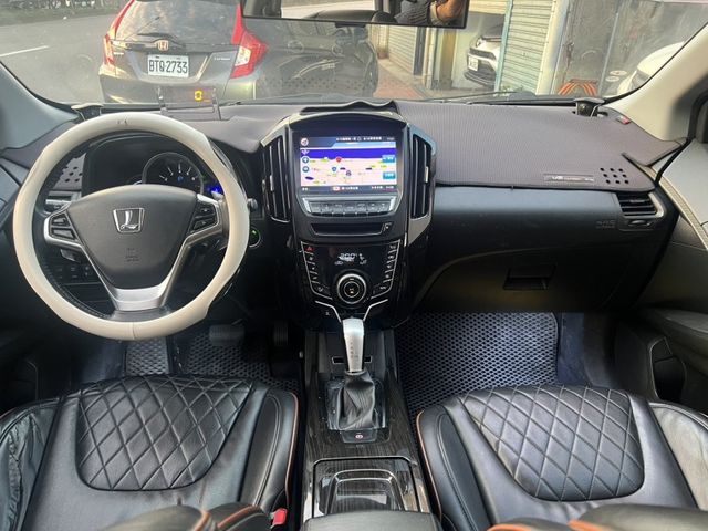 Luxgen U6 Turbo ECO Hyper  第1張相片