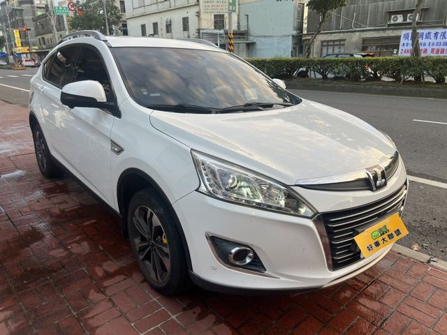 Luxgen U6 Turbo ECO Hyper  第6張相片