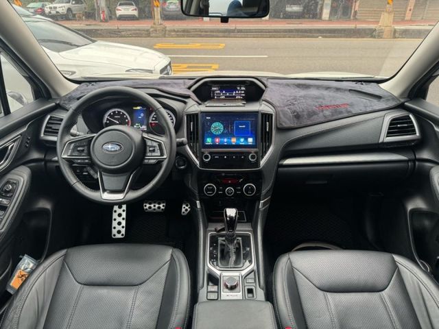 Subaru Forester  第10張相片