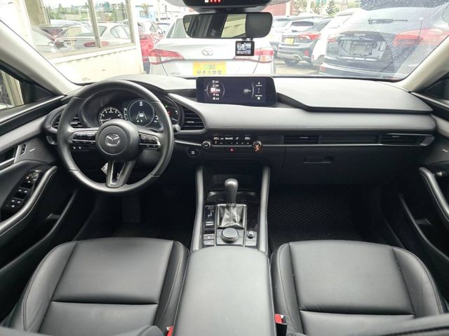 Mazda Mazda3  第2張相片