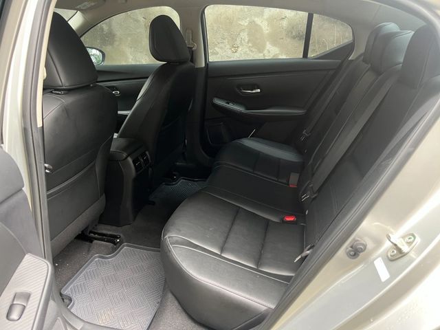 Nissan Sentra  第4張相片
