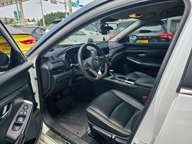 Nissan Sentra  第1張相片