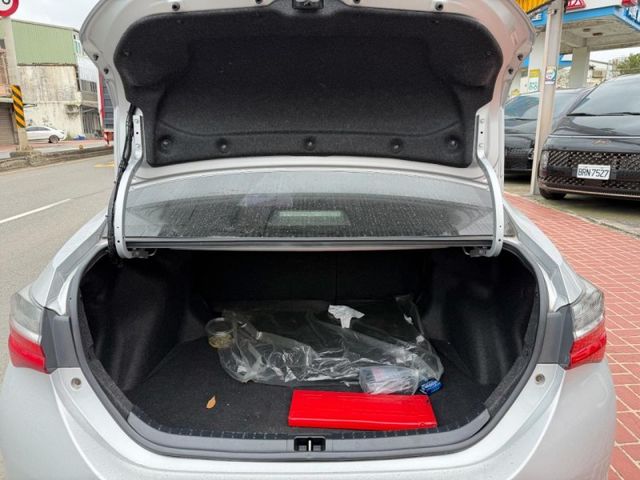 Toyota ALTIS  第4張相片