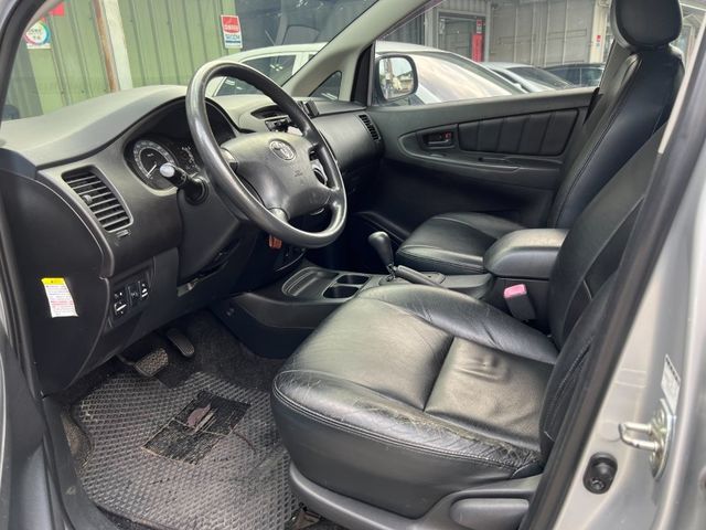 Toyota Innova  第3張相片