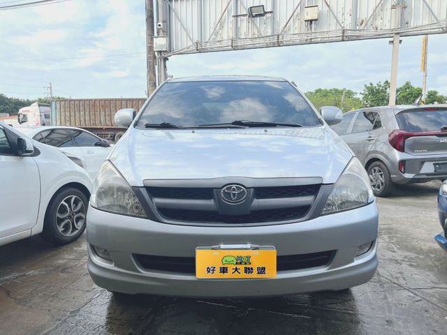 Toyota Innova  第8張相片