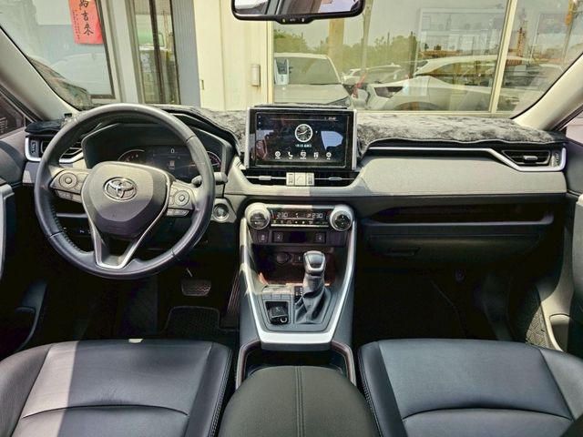 Toyota RAV4  第1張相片