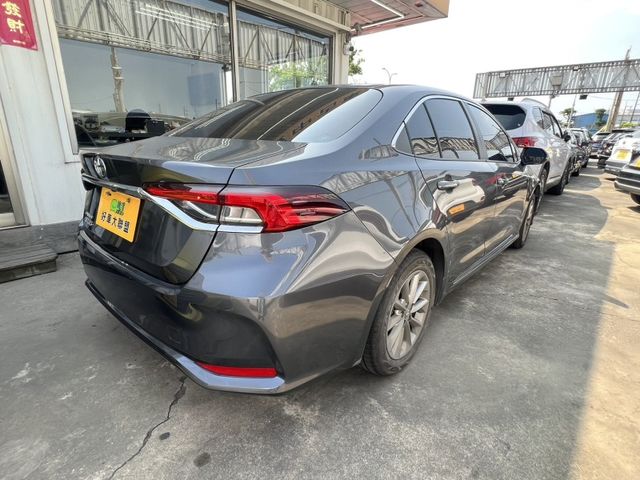 Toyota ALTIS  第7張相片