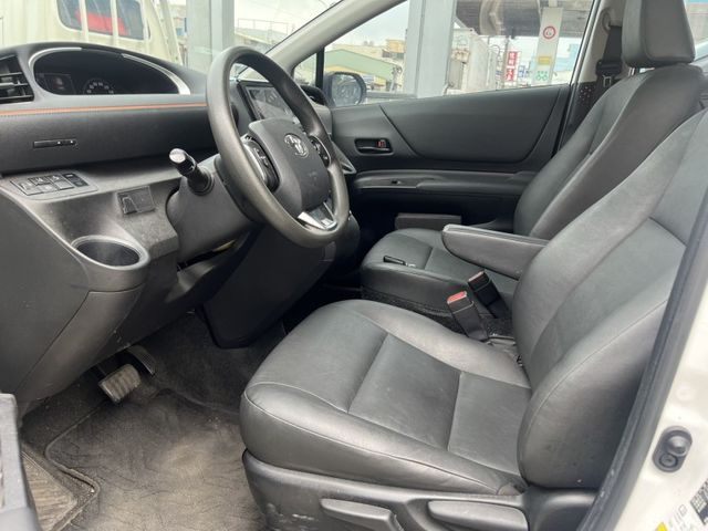 Toyota SIENTA  第3張相片