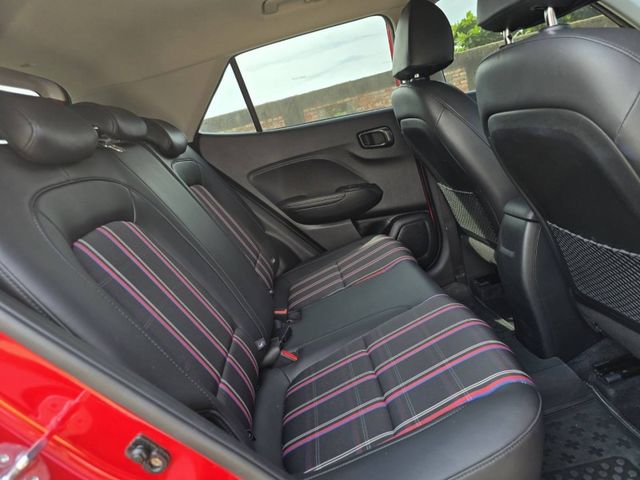 Hyundai Venue  第11張相片