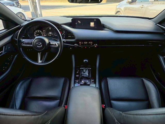 Mazda Mazda3  第12張相片