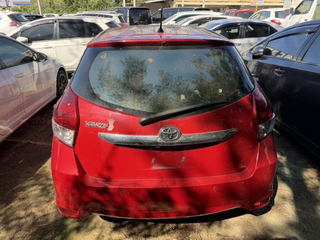 2017 TOYOTA YARIS 1.5 紅  第8張相片