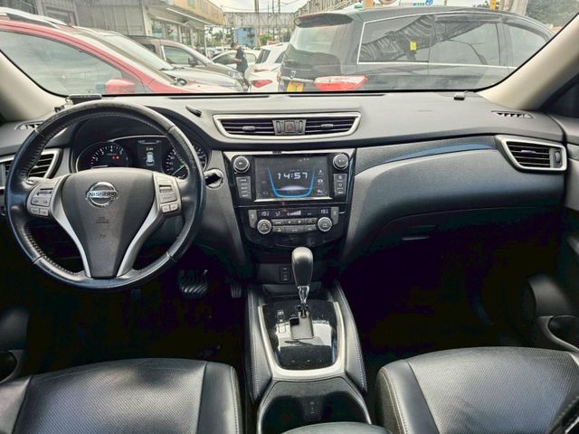 2015 日產 X-TRAIL 2.0 白  第1張相片