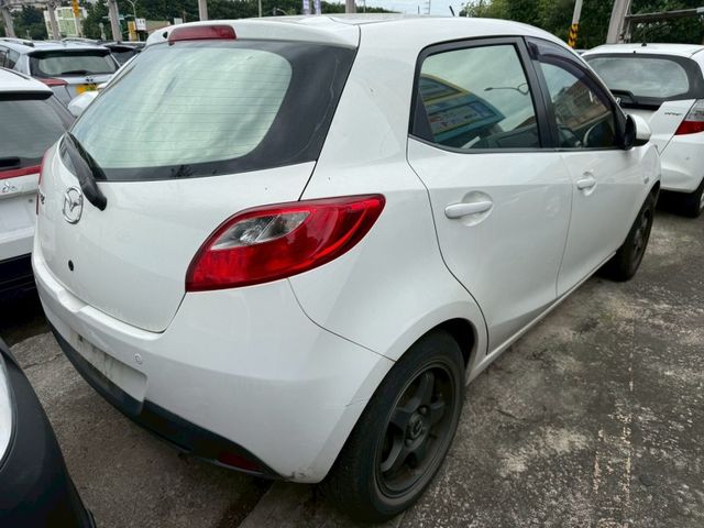 Mazda Mazda2  第6張相片