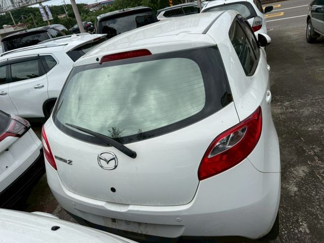 Mazda Mazda2  第8張相片