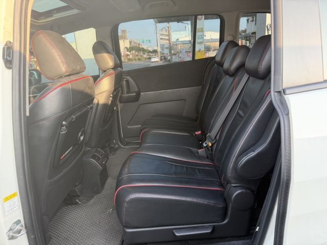 Mazda Mazda5  第2張相片