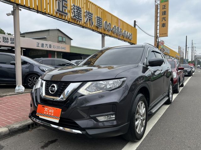 2019 日產 X-TRAIL 2.0 灰  第5張相片