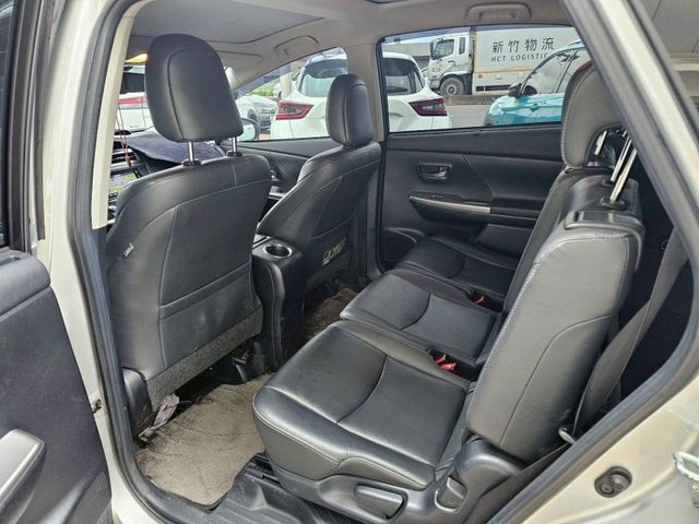 2017 TOYOTA PRIUS Alpha 1.8 油電 銀  第1張相片