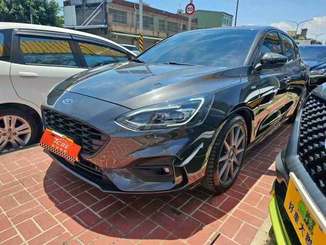 2021 FORD FOCUS 1.5 灰 4D ST-Line Lommel  第5張相片