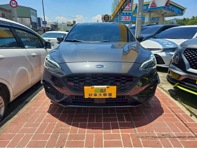 2021 FORD FOCUS 1.5 灰 4D ST-Line Lommel  第7張相片