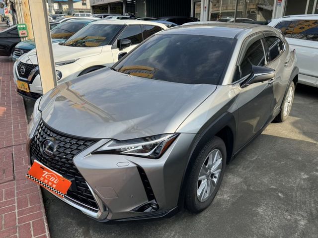 Lexus UX  第4張相片
