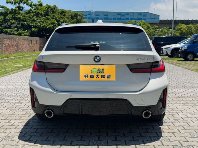 2023 BMW 320I TOURING M Sport 2.0 白  第8張相片