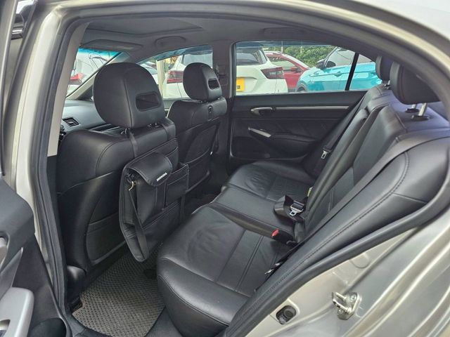 2010 本田 CIVIC 1.8 銀  第3張相片