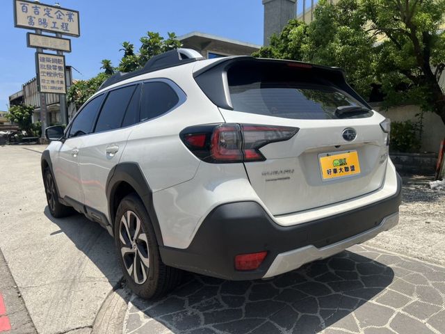 2022 SUBARU OUTBACK 2.5 白  第6張相片