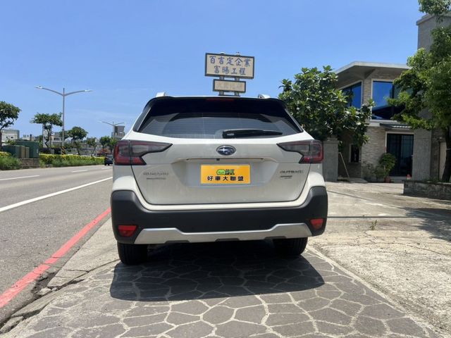 2022 SUBARU OUTBACK 2.5 白  第8張相片