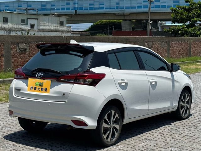 2019 TOYOTA YARIS 1.5 白  第6張相片