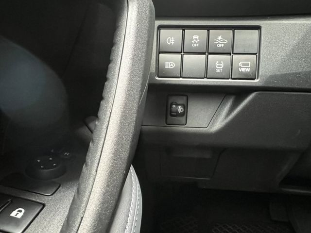 2024 TOYOTA YARIS CROSS 1.5 白  第3張相片