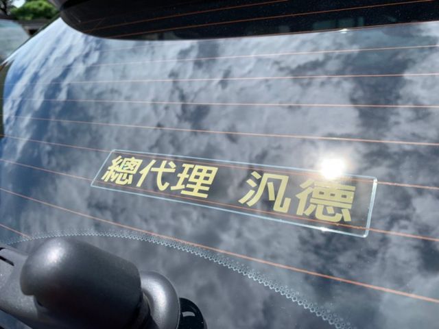 2013年 MINI PACE MAN 藍白色 1.6 - 總代理 大螢幕/I-KEY/倒車雷達/HID頭燈/倒車顯影  第11張相片