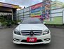 2011年 賓士 C300 白 3.0 貿易商~電動天窗/行車電腦/中控螢幕/HID頭燈/方向盤快控鍵/感應式雨刷  第7張縮圖