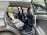 2016年 豐田 RAV4 灰 2.0 行李架/摸門解鎖/倒車顯影/感應式雨刷/行車紀錄器/I-KEY/抬頭顯示器  第18張縮圖
