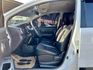 2017年 日產 LIVINA 白 1.6 ~ 行李架/行車電腦/倒車雷達/胎壓監控/前,後霧燈/鋁圈  第10張縮圖