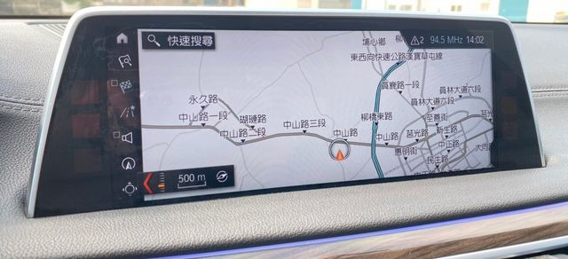 2018年式 寶馬 730D 黑 3.0 貫穿式尾燈/雷射大燈/20吋鍛造鋁圈/電動吸門/360環景景影像系統/中控螢幕  第11張相片