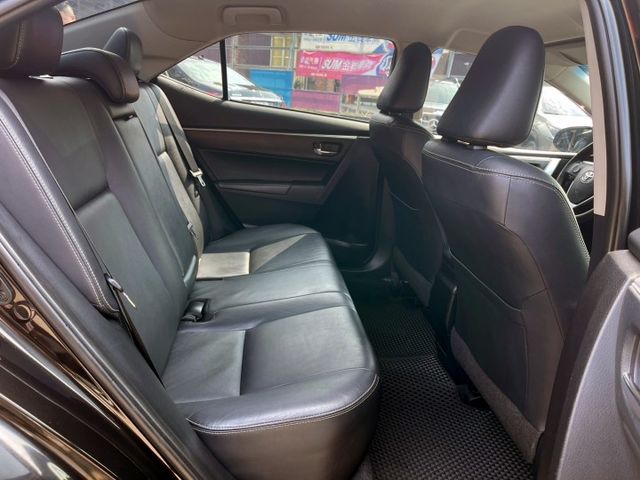 2014年 豐田 ALTIS 黑 1.8 數位電視/倒車顯影/電動後視鏡/胎壓監控/前,後霧燈/音響主機/液晶螢幕  第9張相片