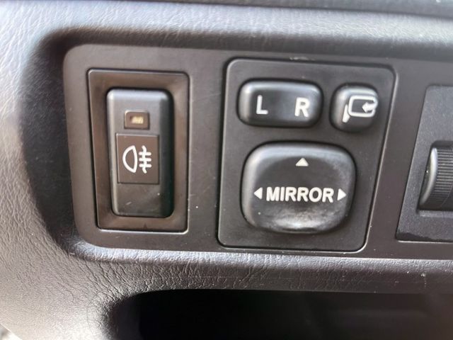2013年 豐田 VIOS 白1.5 原版件 數位顯示儀錶/電動折疊後視鏡/行車紀錄器/衛星導航/倒車顯影/前,後霧燈  第2張相片