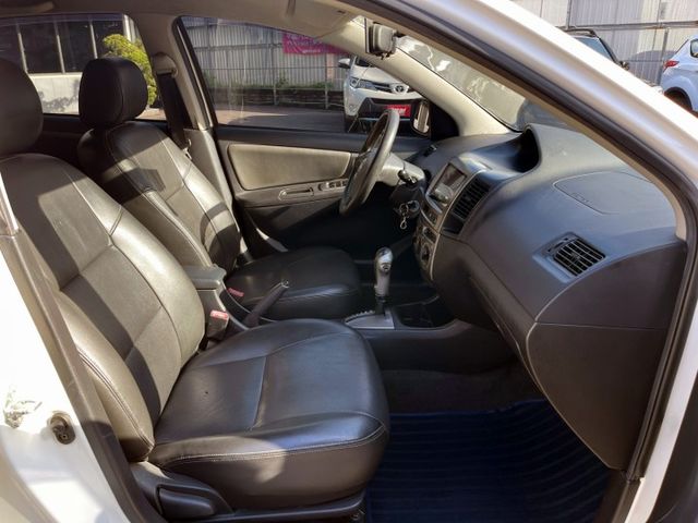 2013年 豐田 VIOS 白1.5 原版件 數位顯示儀錶/電動折疊後視鏡/行車紀錄器/衛星導航/倒車顯影/前,後霧燈  第8張相片