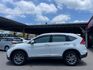 2015年 本田 CR-V VTI-S 白 2.4 行李架/電動天窗/車前雷達/換檔撥片/迎賓踏板燈/後座出風口  第8張縮圖