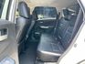 2015年 本田 CR-V VTI-S 白 2.4 行李架/電動天窗/車前雷達/換檔撥片/迎賓踏板燈/後座出風口  第16張縮圖