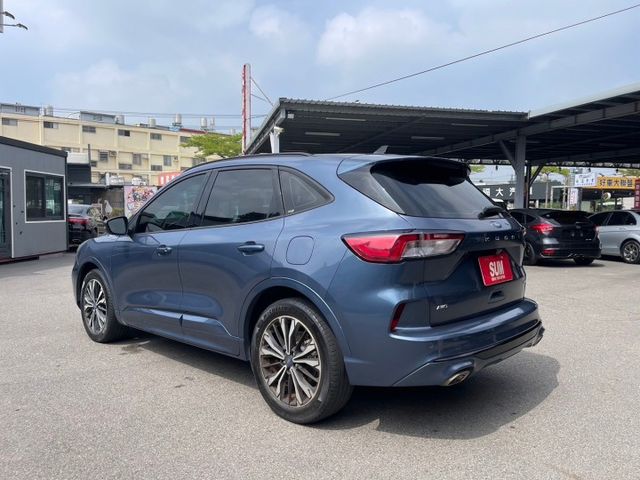 2021年 福特 Kuga 250 ST-LINE 全速域 藍 2.0 全景天窗/電動尾門/空力套件/環景影像/摸門解鎖  第7張相片