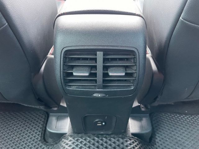 2021年 福特 Kuga 250 ST-LINE 全速域 藍 2.0 全景天窗/電動尾門/空力套件/環景影像/摸門解鎖  第15張相片