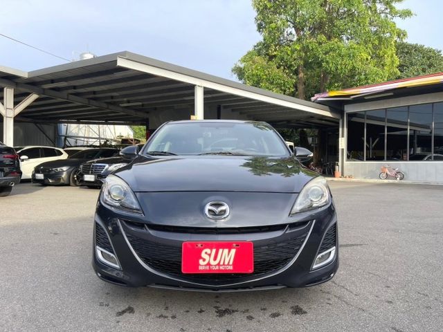 2010年 馬自達 MAZDA3 灰2.0電動天窗/抬頭顯示器/衛星導航/換檔撥片/方向盤快控鍵/I-KEY/按鈕式發車  第9張相片