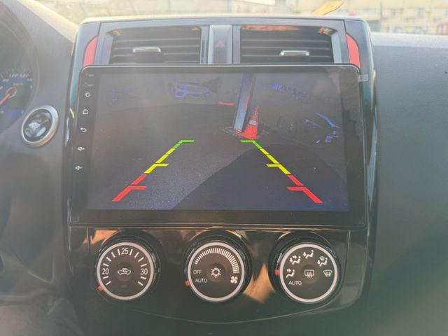 2016年 三菱可魯多 X-Sports 白 1.5 方向盤快控鍵/恆溫空調/空力套件/車頂行李架/I-KEY/安卓機  第11張相片