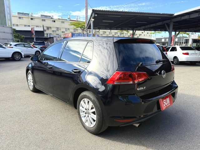 2014年 福斯 GOLF TSI 黑 1.2 中控螢幕/藍芽通訊/USB插槽/倒車雷達/倒車顯影/胎壓監控/電子手剎  第18張相片
