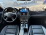 2010年 賓士 C300 黑 3.0 電動天窗/中控螢幕/雙前座電動椅/宽版液晶螢幕/倒車顯影/恆溫空調/方向盤快控鍵  第7張縮圖