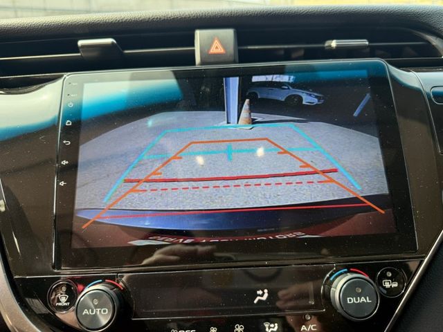 2019年 豐田 CAMRY 黑 2.5 大改款/LED頭燈/方向盤快控鍵/雙駕駛座電動椅/盲點偵測警示系統/I-KEY  第7張相片