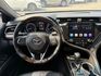 2019年 豐田 CAMRY 黑 2.5 大改款/LED頭燈/方向盤快控鍵/雙駕駛座電動椅/盲點偵測警示系統/I-KEY  第9張縮圖
