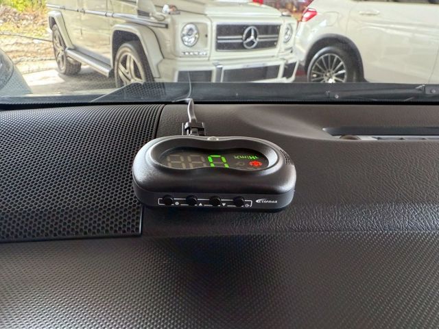 2009年 豐田 WISH 銀 2.0 第三排座椅/倒車雷達/中控螢幕/抬頭顯示器/衛星導航/數位電視/電動後視鏡  第2張相片