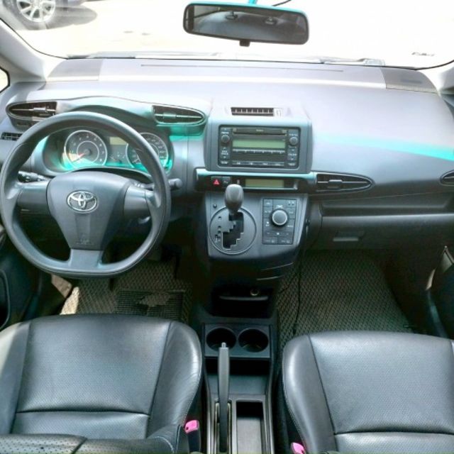 2012年 豐田 WISH 灰 2.0 倒車雷達/後視鏡指示燈/頭燈水平調整/前霧燈/後霧燈/後座出風口  第2張相片
